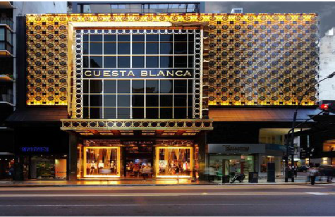 岳池门头设计与商业空间的纽带。